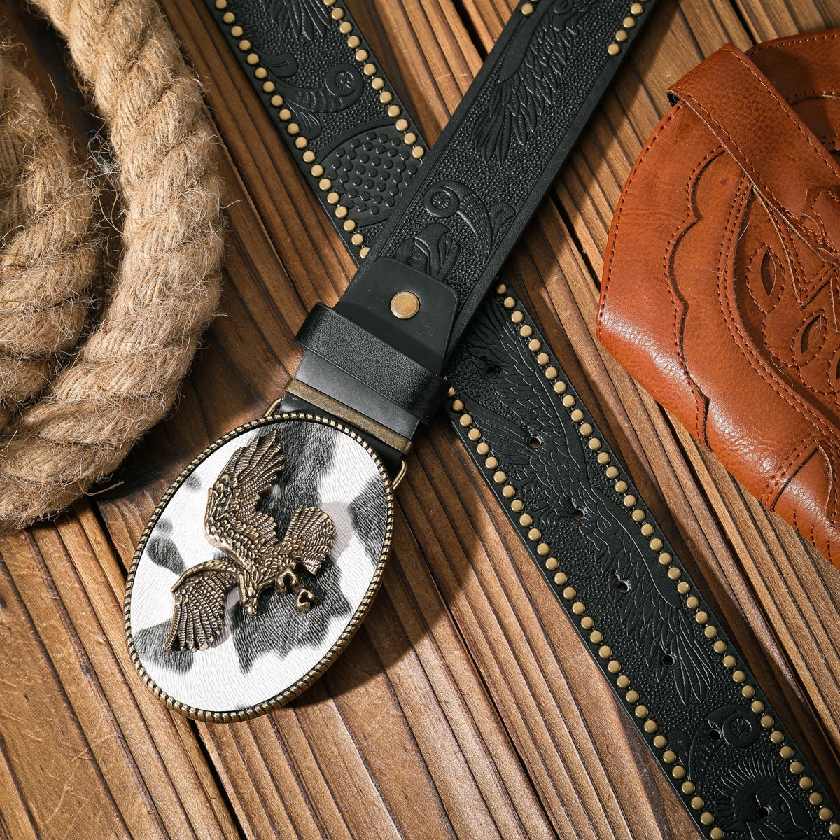 A casual and retro belt, a waist accessory for Western-style clothing, metal buckle, PU belt, suitable for both men and women
