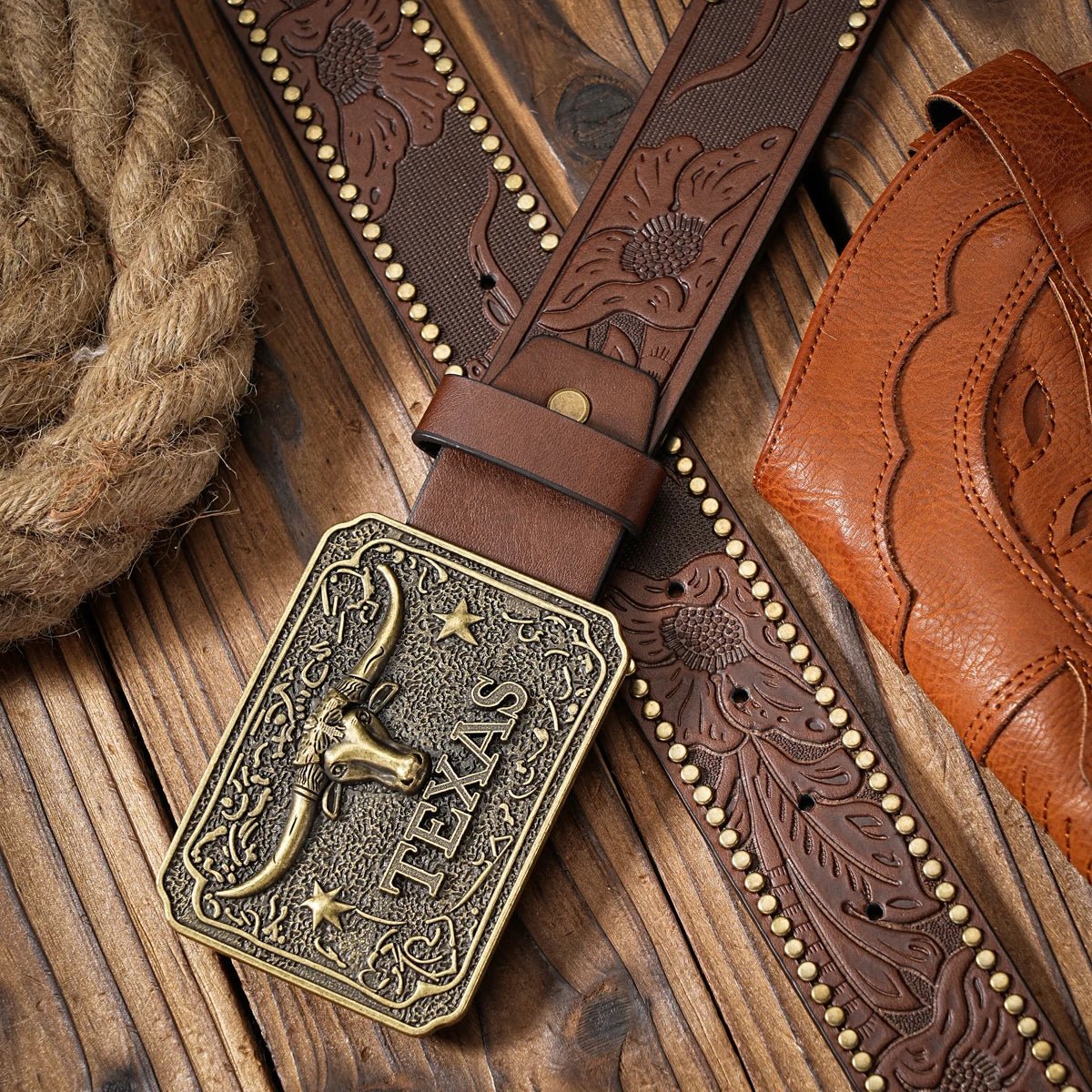 Vintage meets fashion! Alloy buckle PU belt, suitable for both men and women, to create a personalized Western style