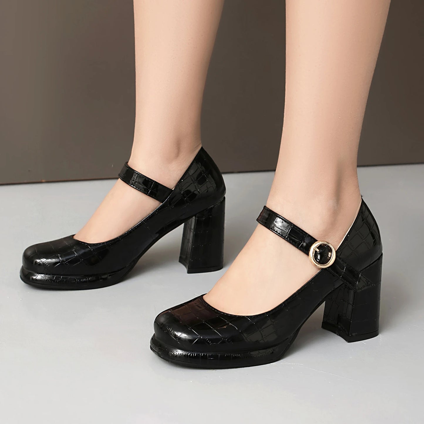 Women’s Platform Strappy Mary Jane Heels – Black & Red Patent Alligator Print – Sizes 31–50