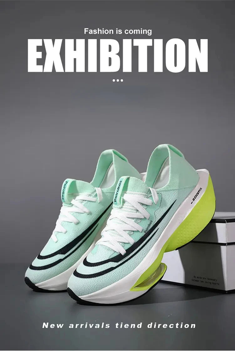 Fashion trend hollow breathable sports shoes comfortable wear-resistant couple running shoes lightweight sports shoes
