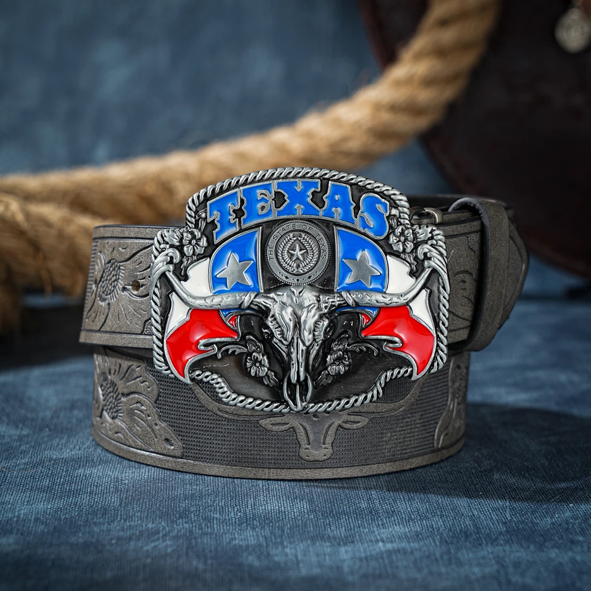 A casual, individual and retro belt, Western-style clothing accessory, metal buckle, PU belt, suitable for both men and women