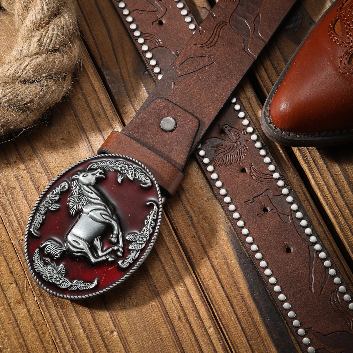 Vintage and fashion collision! PU leather alloy buckle waistband, for both men and women, to create a personalized western style