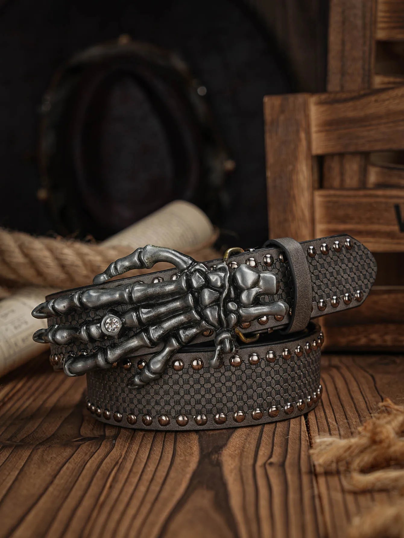 Western Cowboy PU Leather Belt - Men Waist Strap Bull Decoration Floral Engraved for Jeans