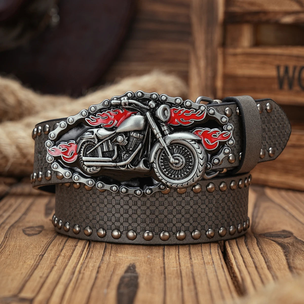 A men's and women's casual retro belt Western style! PU leather belt with metal buckle, suitable for daily work wear