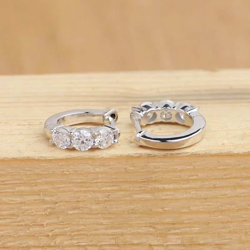 Lnngy Huggies Earrings Sterling Silver 925 Certificated Three Stone 4mm Moissanite Earring For Women Ladies Wedding Jewelry Gift