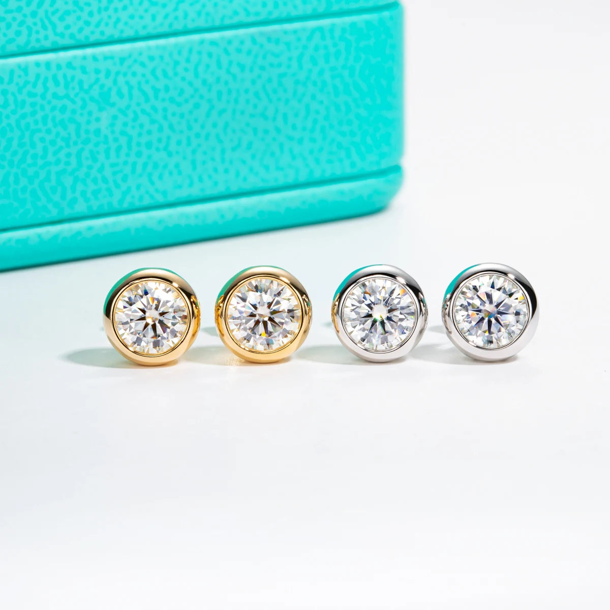 18K Gold Plated 925 Sterling Silver Moissanite Jewelry Set – 1ct Stud Earrings & 2ct Pendant Necklace for Women