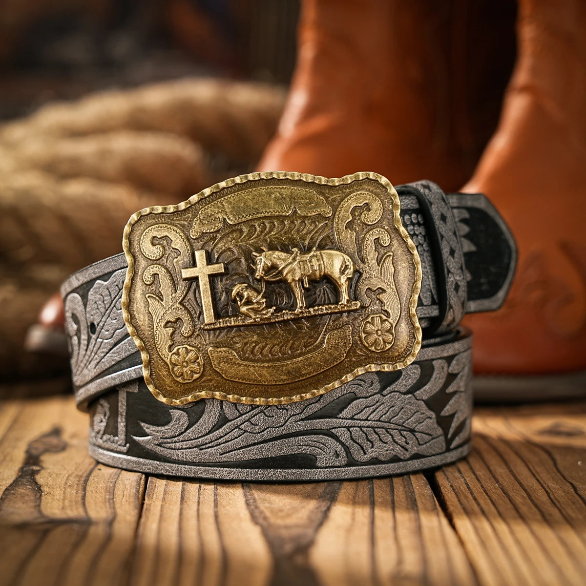 Vintage meets fashion! Alloy buckle PU belt, suitable for both men and women, to create a personalized Western style