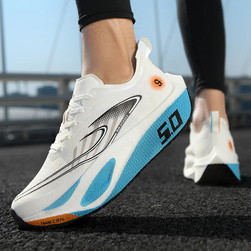 Men's Sports Shoes Cushioning Non-Slip Flat Wear Resistant Sneakers Mesh Breathable Platform Soft Running Shoes for Man