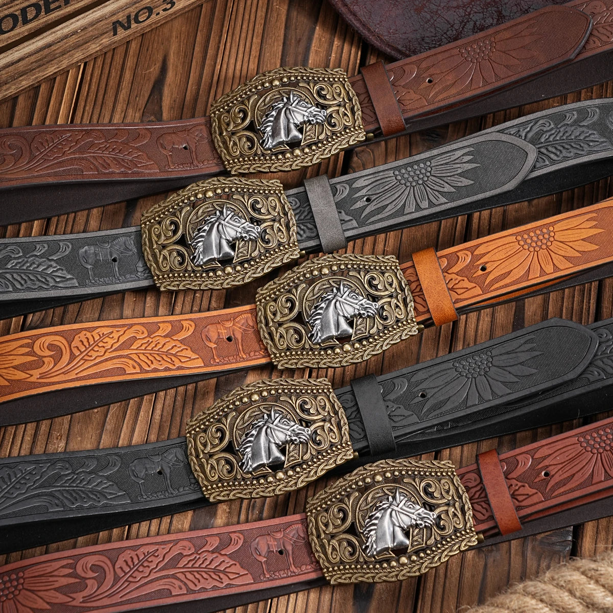 A casual, individual and retro belt, Western-style clothing accessory, metal buckle, PU belt, suitable for both men and women