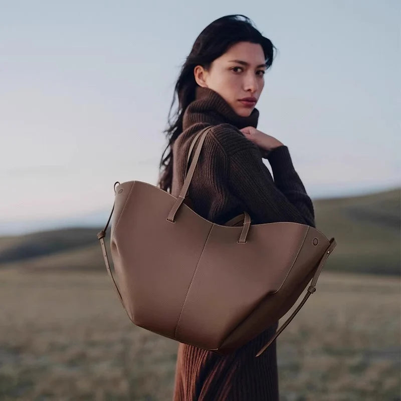 Commuter Women's Underarm Wing Bag, Female Niche Large Capacity Wings Handheld Shoulder Bag, Tote Bag