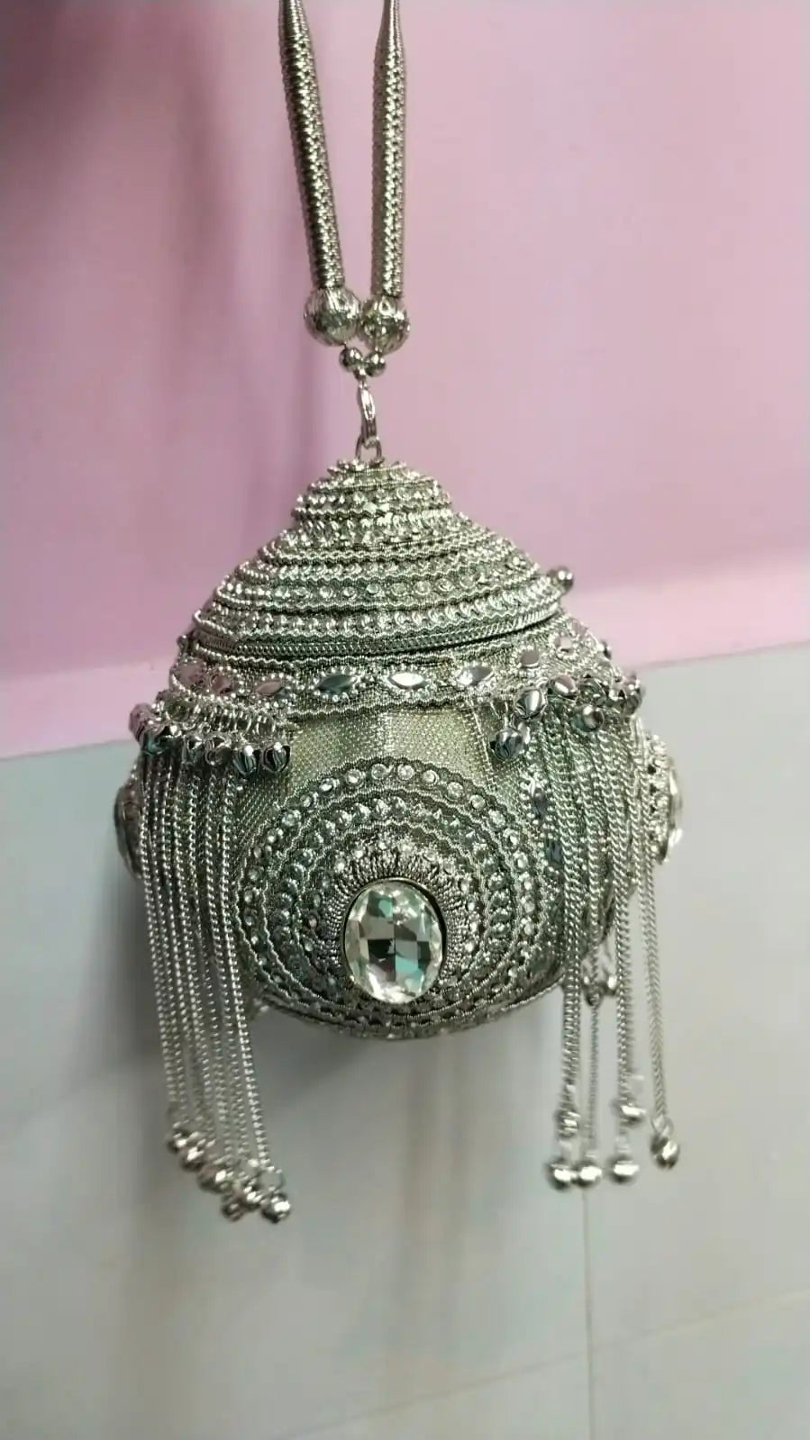 DOYUTIG Indian Women's Hand-Made Beaded Clutches Vintage Crystal Small Bell Tassel Bags For Lady Wedding Bags Evening Bags F669