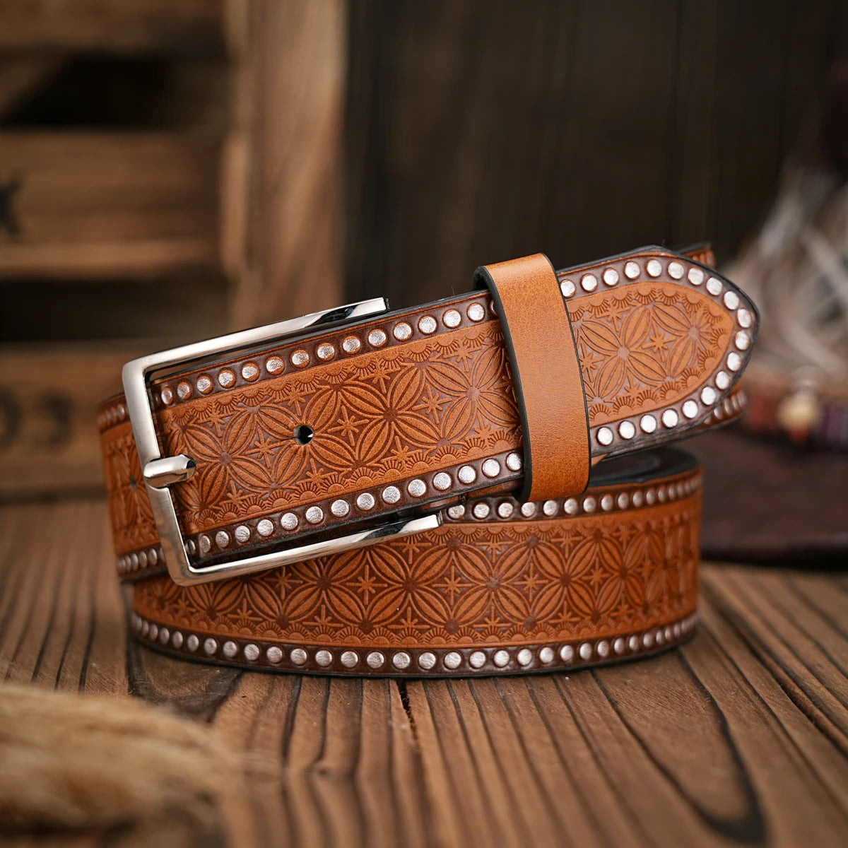 A men's and women's retro metal buckle casual style multi-color PU belt suitable for daily leisure four seasons (send punch nail
