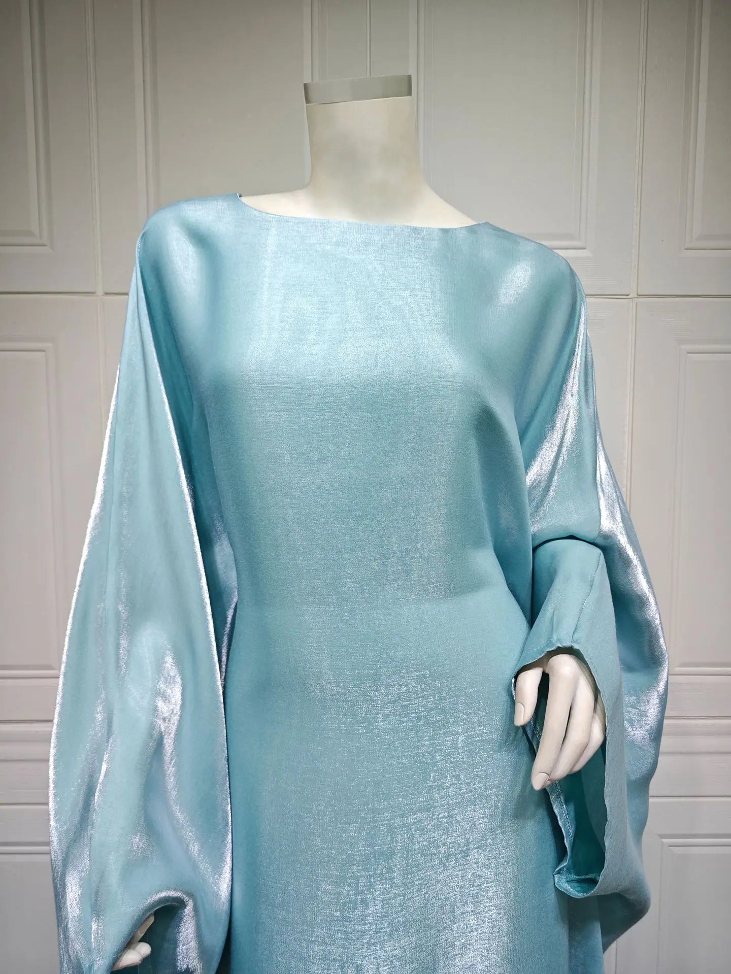 Batwing Butterfly Sleeve Satin Dress Abaya Dubai Muslim Maxi Dress Kaftan Abayas for Women Kebaya Caftan Robe Femme Vestidos