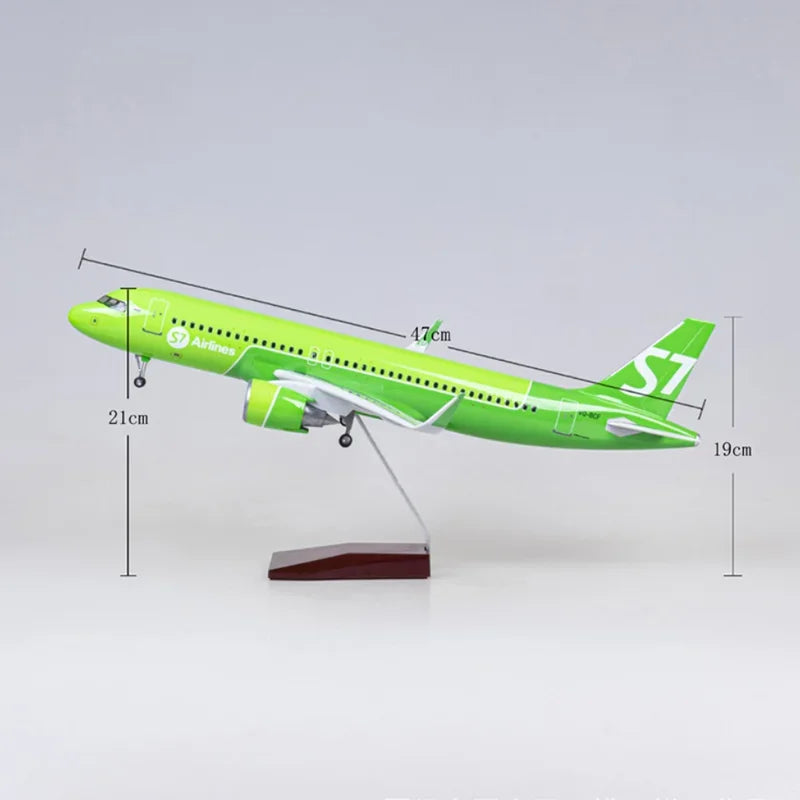 طائرة A320NEO A320 NEO سيبيريا S7، لعبة نموذج طائرة من الراتنج المصبوب، مزودة بعجلات وعجلات، مقاس 47 سم، 1/80
