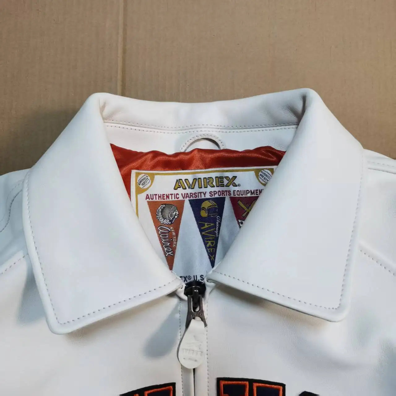 AVIREX New York Knicks co-branded men's new listing basketball pattern flight suit European antique sheepskin jacket fashion top