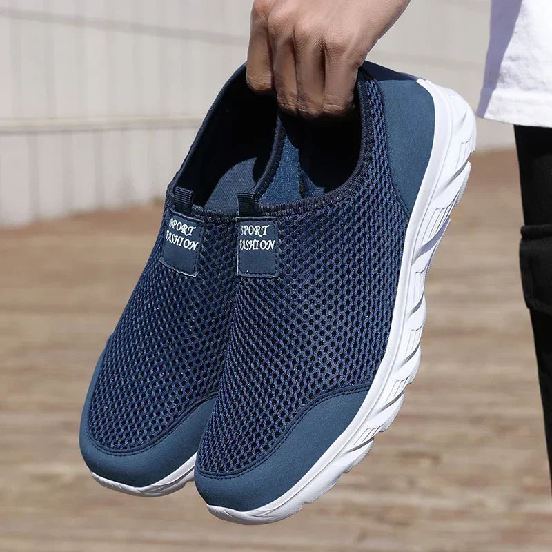 New Running Shoes for Men Breathable Sports Shoes Light Weight Fashion Summer Mesh Breathable Sneakers for Men
