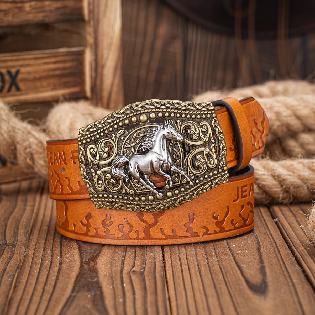 A casual, individual and retro belt, Western-style clothing accessory, metal buckle, PU belt, suitable for both men and women