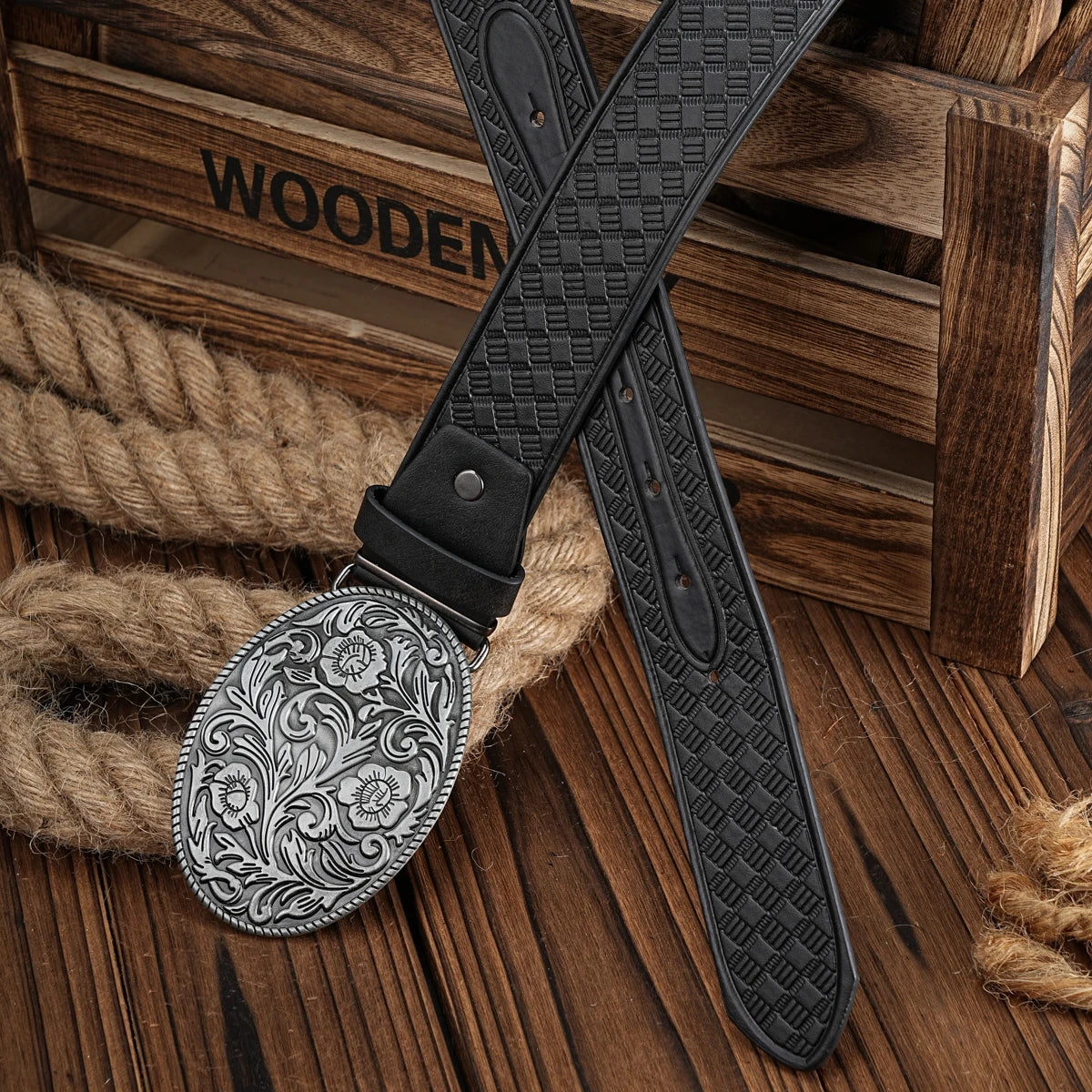 A men's and women's casual retro belt Western style! PU leather belt with metal buckle, suitable for daily work wear