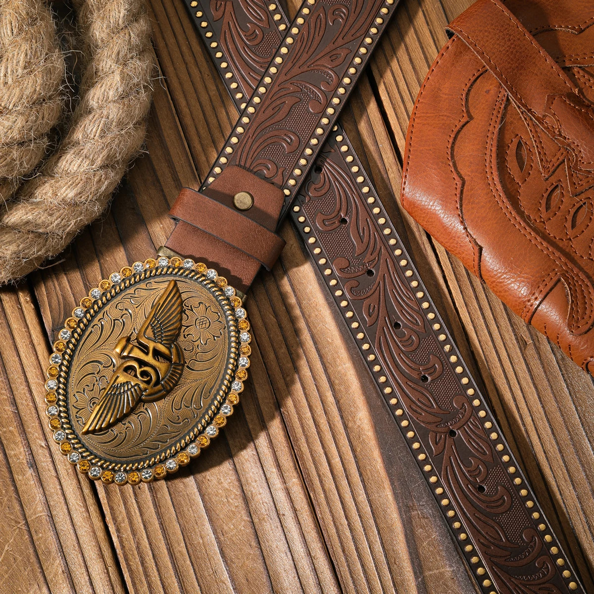 A casual and retro belt, a waist accessory for Western-style clothing, metal buckle, PU belt, suitable for both men and women