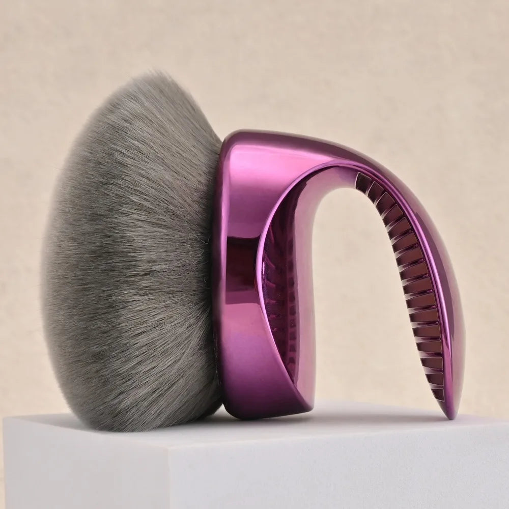 Beauty Blend & Blur Body Kabuki Brush Vegan Bristles Professional Blending Applicator Extra Large Powder Blush Brush