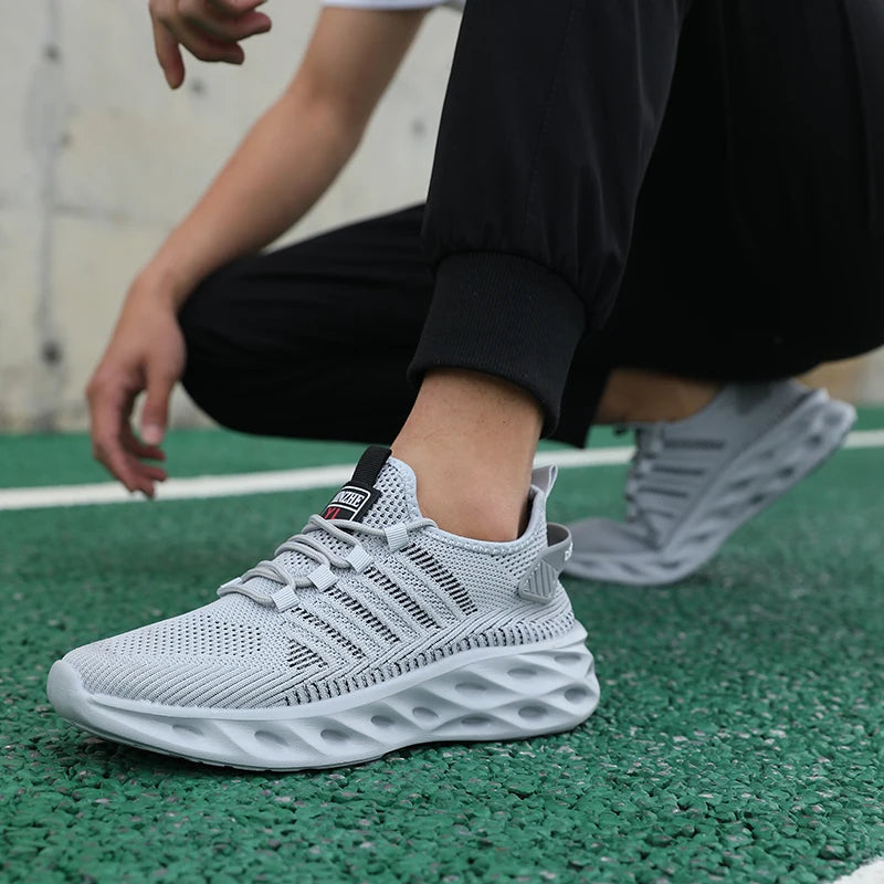 Men's casual shoes fashion sneakers breathable running shoes mesh lightweight outdoor walking training tennis shoes plus size
