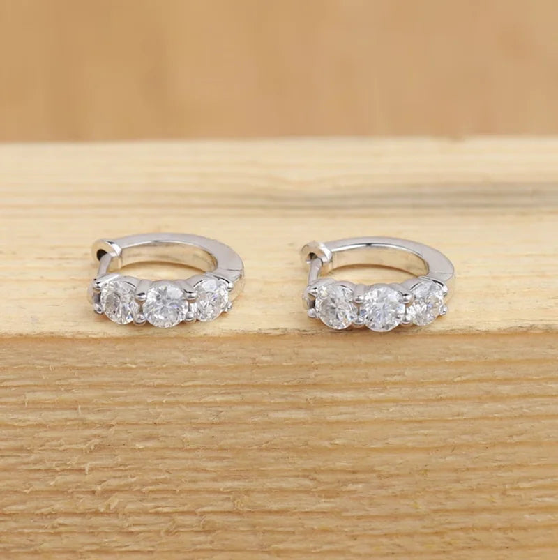 Lnngy Huggies Earrings Sterling Silver 925 Certificated Three Stone 4mm Moissanite Earring For Women Ladies Wedding Jewelry Gift