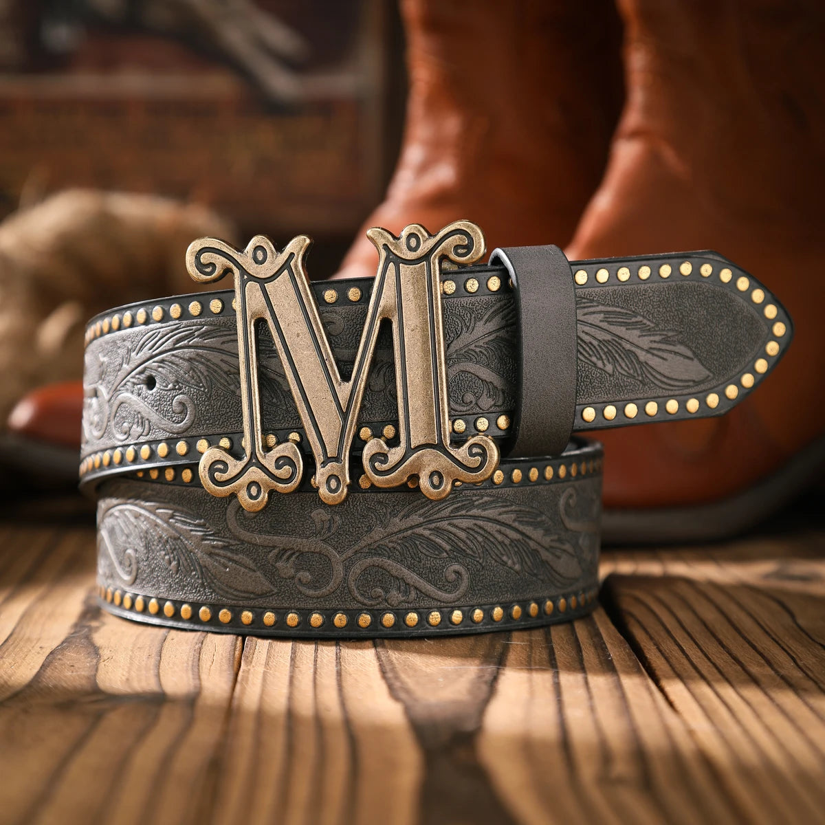 A casual and retro belt, a waist accessory for Western-style clothing, metal buckle, PU belt, suitable for both men and women