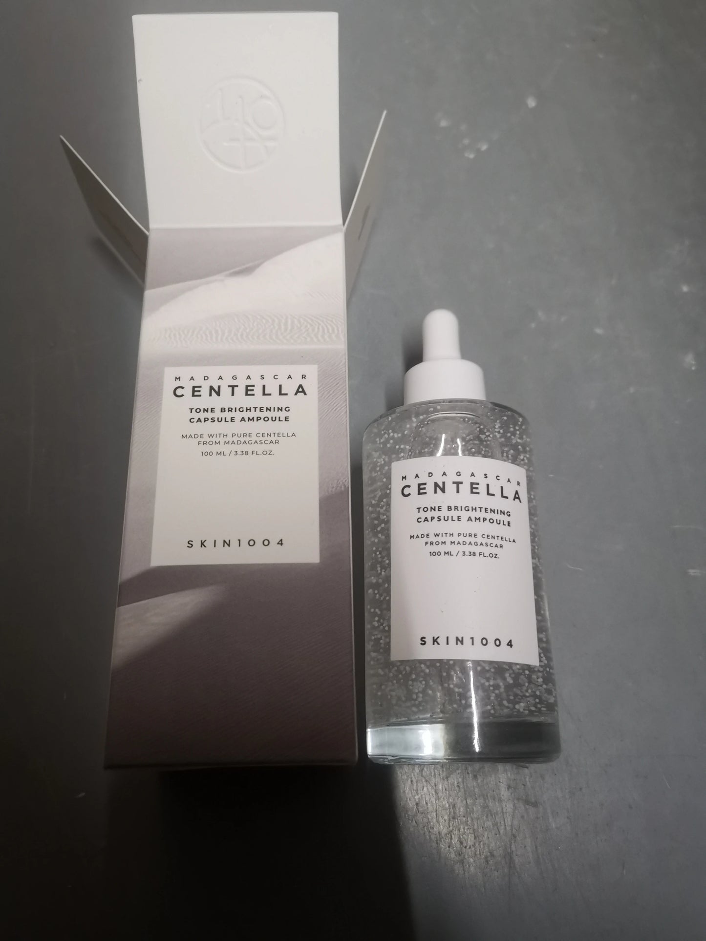Centella Asiatica Serum Korean Centella Toner Brightening Skin Moisturizing Water,Shrink pores,Ance removal Face Care Serum
