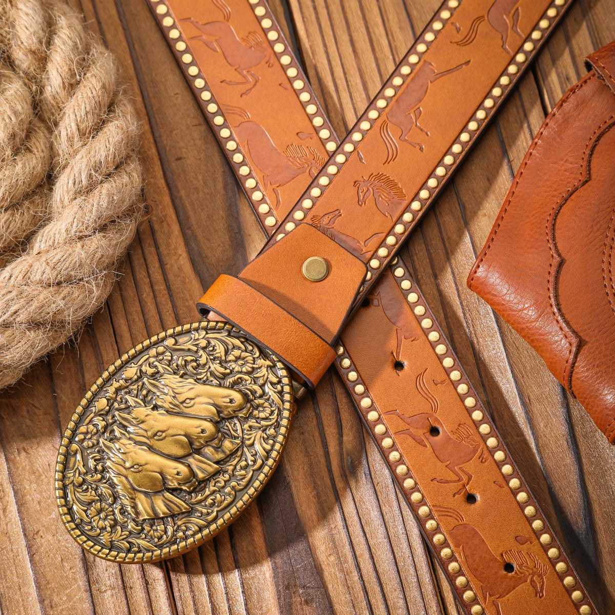 Vintage meets fashion! Alloy buckle PU belt, suitable for both men and women, to create a personalized Western style