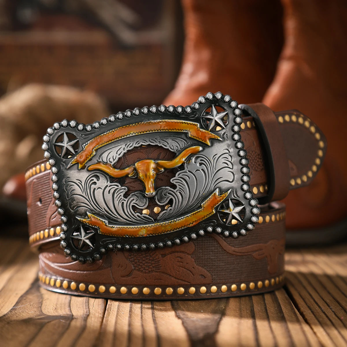 A casual and retro belt, a waist accessory for Western-style clothing, metal buckle, PU belt, suitable for both men and women