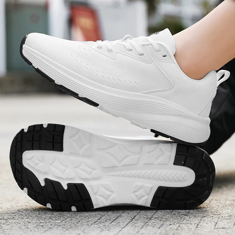 Couples breathable mesh casual sports shoes summer new non-slip outdoor running shoes plus size light men and women's sneakers