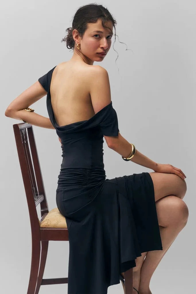 Guizio black low-waist pleated midi skirt with an irregular hemline one-shoulder ruffled short-sleeved top