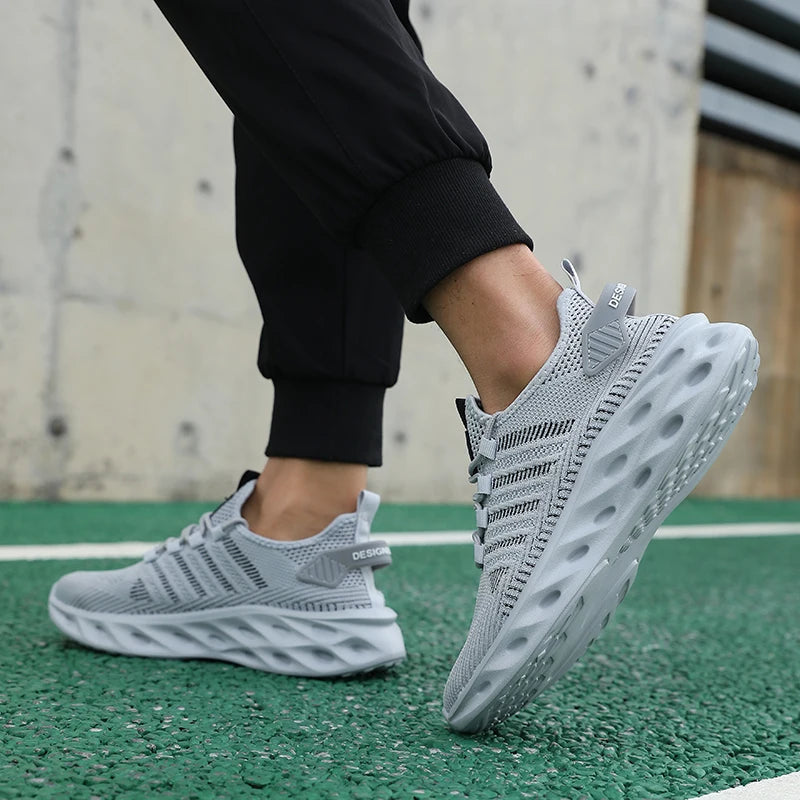 Men's casual shoes fashion sneakers breathable running shoes mesh lightweight outdoor walking training tennis shoes plus size