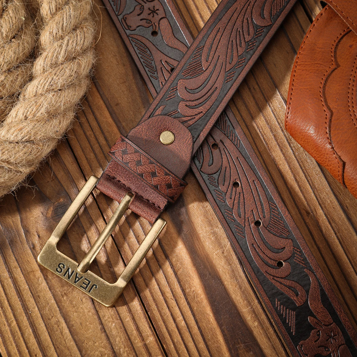 A men's and women's casual retro belt Western style! PU leather belt with metal buckle, suitable for daily work wear