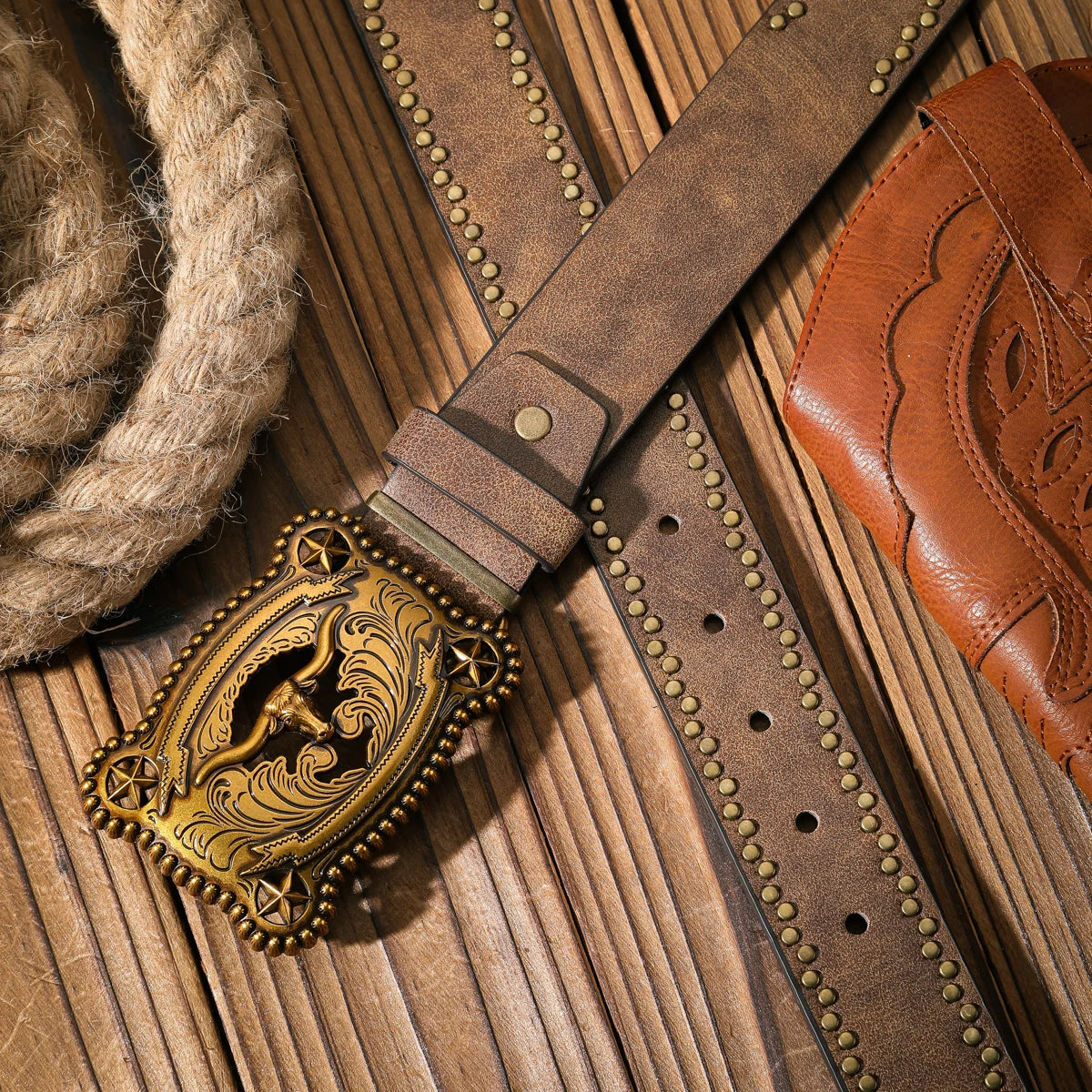 A casual and retro belt, a waist accessory for Western-style clothing, metal buckle, PU belt, suitable for both men and women