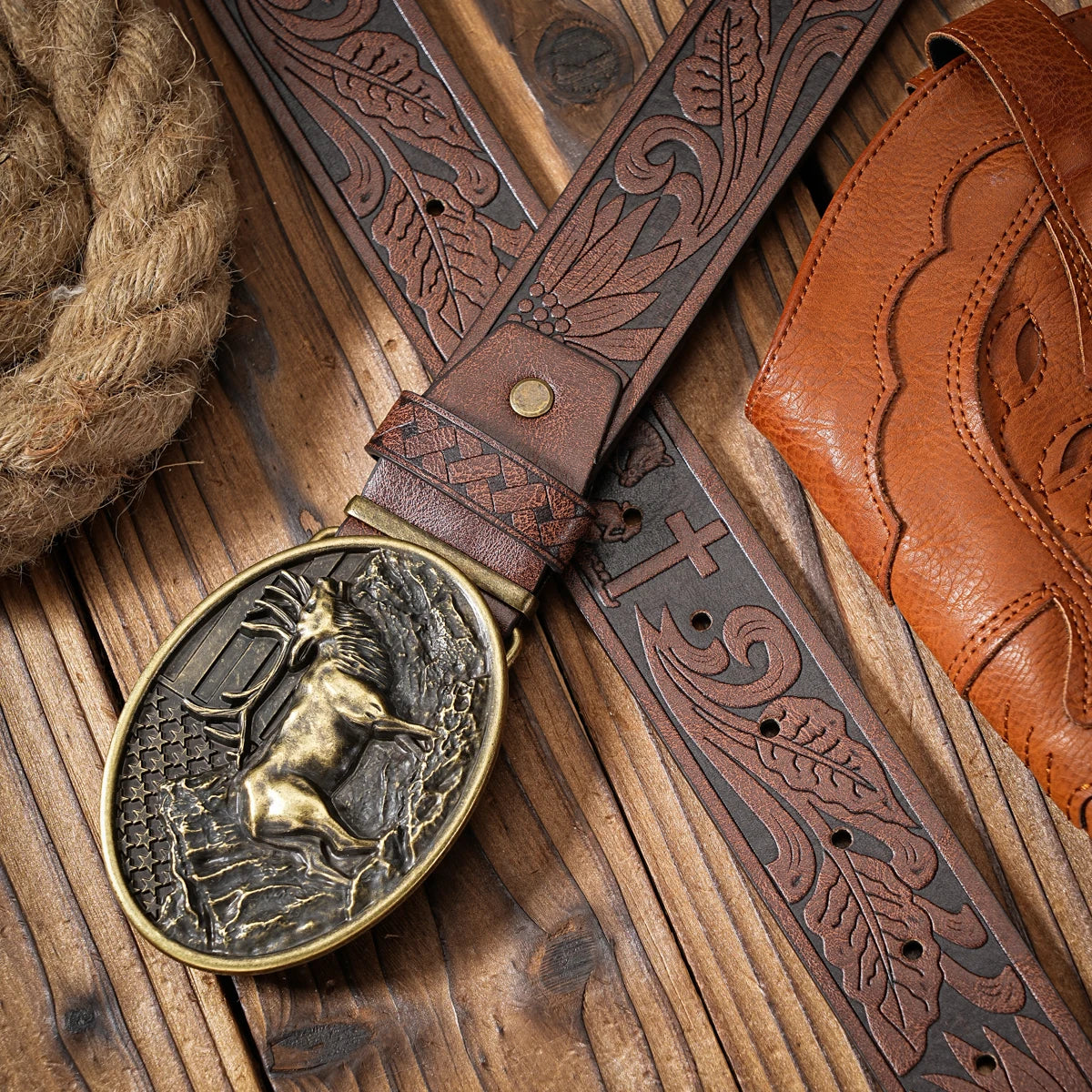 Vintage meets fashion! Alloy buckle PU belt, suitable for both men and women, to create a personalized Western style