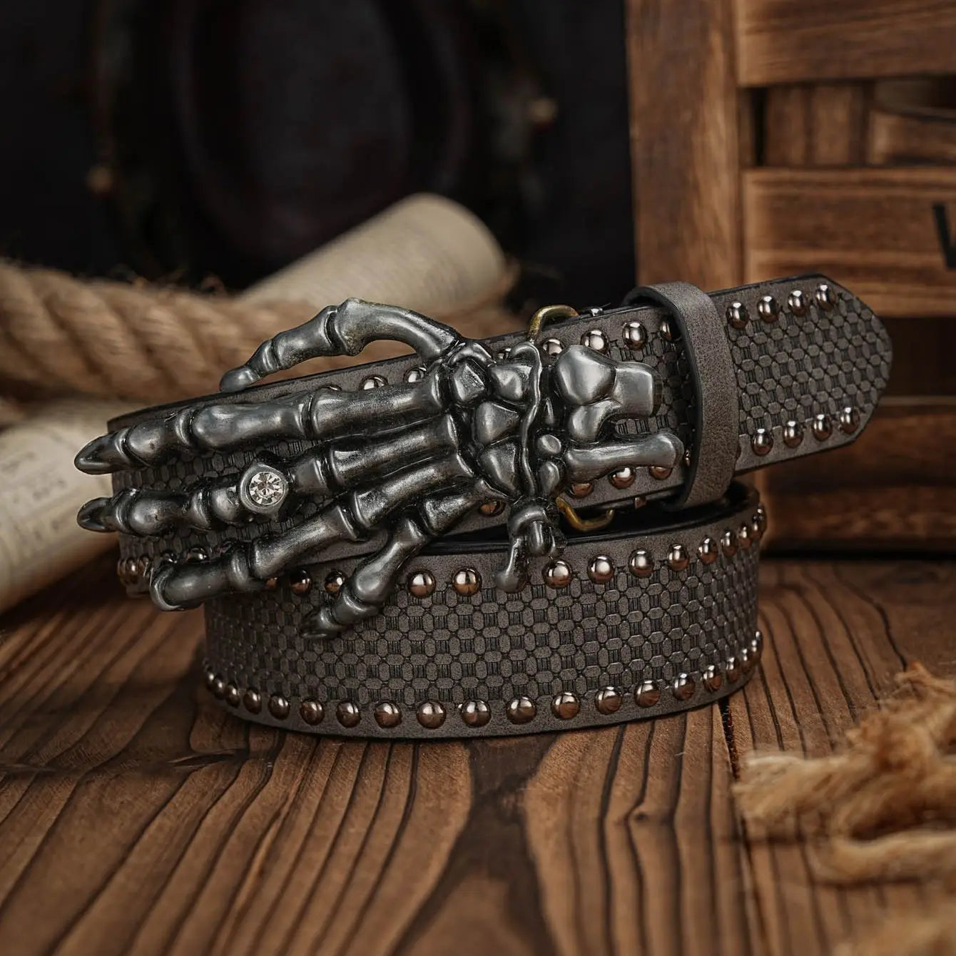 Western Cowboy PU Leather Belt - Men Waist Strap Bull Decoration Floral Engraved for Jeans