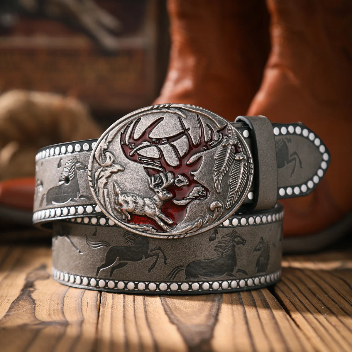 A casual and retro belt, a waist accessory for Western-style clothing, metal buckle, PU belt, suitable for both men and women