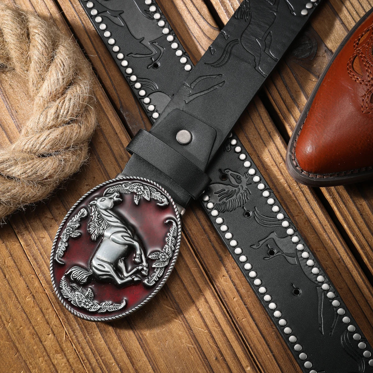 Vintage and fashion collision! PU leather alloy buckle waistband, for both men and women, to create a personalized western style