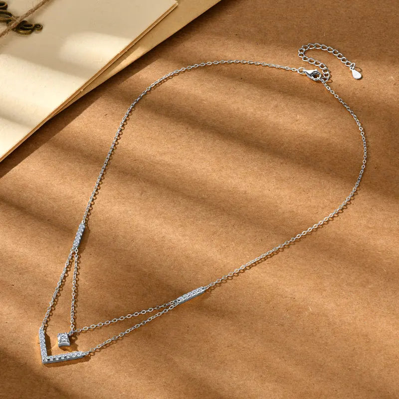 Lnngy Sparkling 3mm&1.8mm Round Moissanite Necklace 925 Sterling Silver Fashion V-Shape Necklaces for Women Fine Jewelry Gift