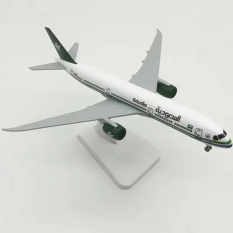 Metal Aircraft Model 20cm Alloy Metal B787 Saudi Model Replica With Landing Gear Alloy Material Aviation Simulation Gift Collect