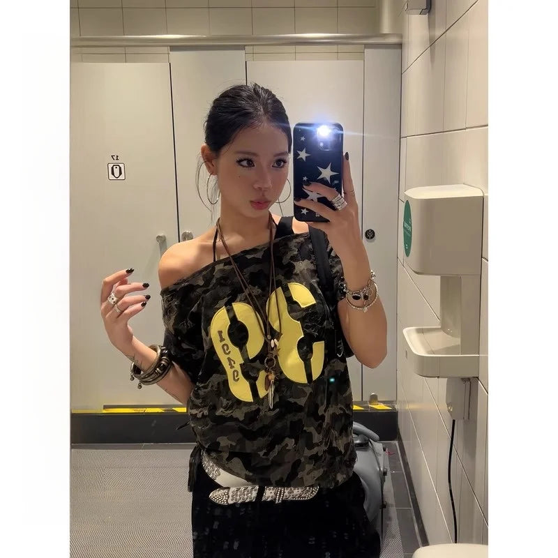 Slimming ort oulder T-irt for Women Summer New Sle Dstring Strapl Camouflage Letter Print Korean Sle Top