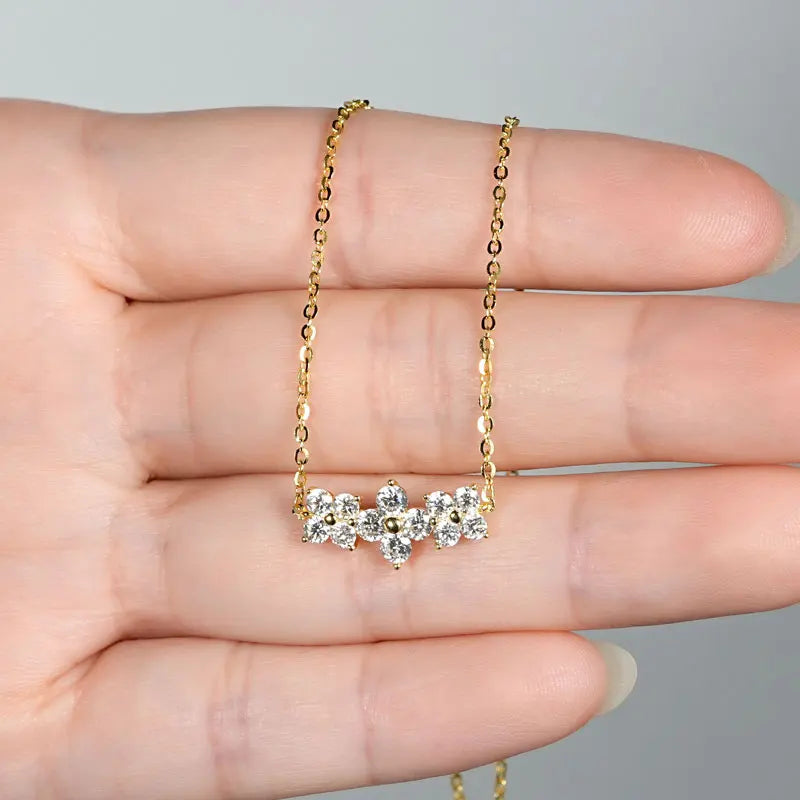 Lnngy 925 Sterling Silver Elegant Four-Leaf Clover Pendant Necklace 3mm&2.5mm Round Moissanite Necklaces for Women Jewelry Gift