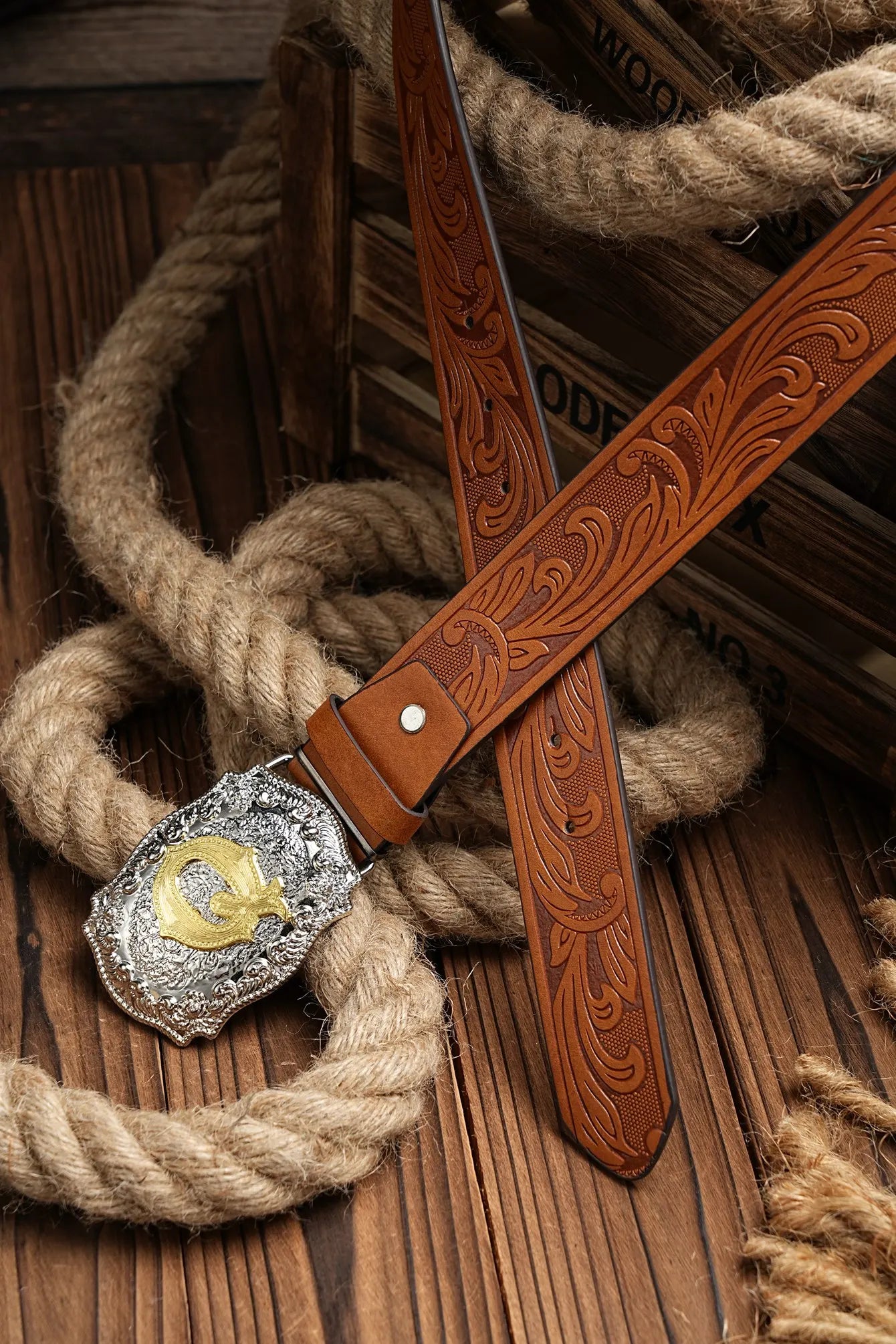Western Cowboy PU Leather Belt - Men Waist Strap Bull Decoration Floral Engraved for Jeans