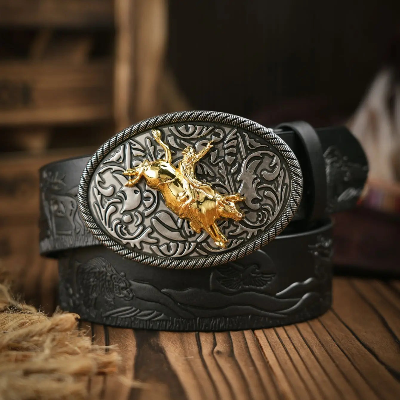 A men's and women's casual retro belt Western style! PU leather belt with metal buckle, suitable for daily work wear