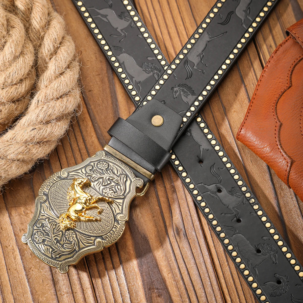 Vintage meets fashion! Alloy buckle PU belt, suitable for both men and women, to create a personalized Western style