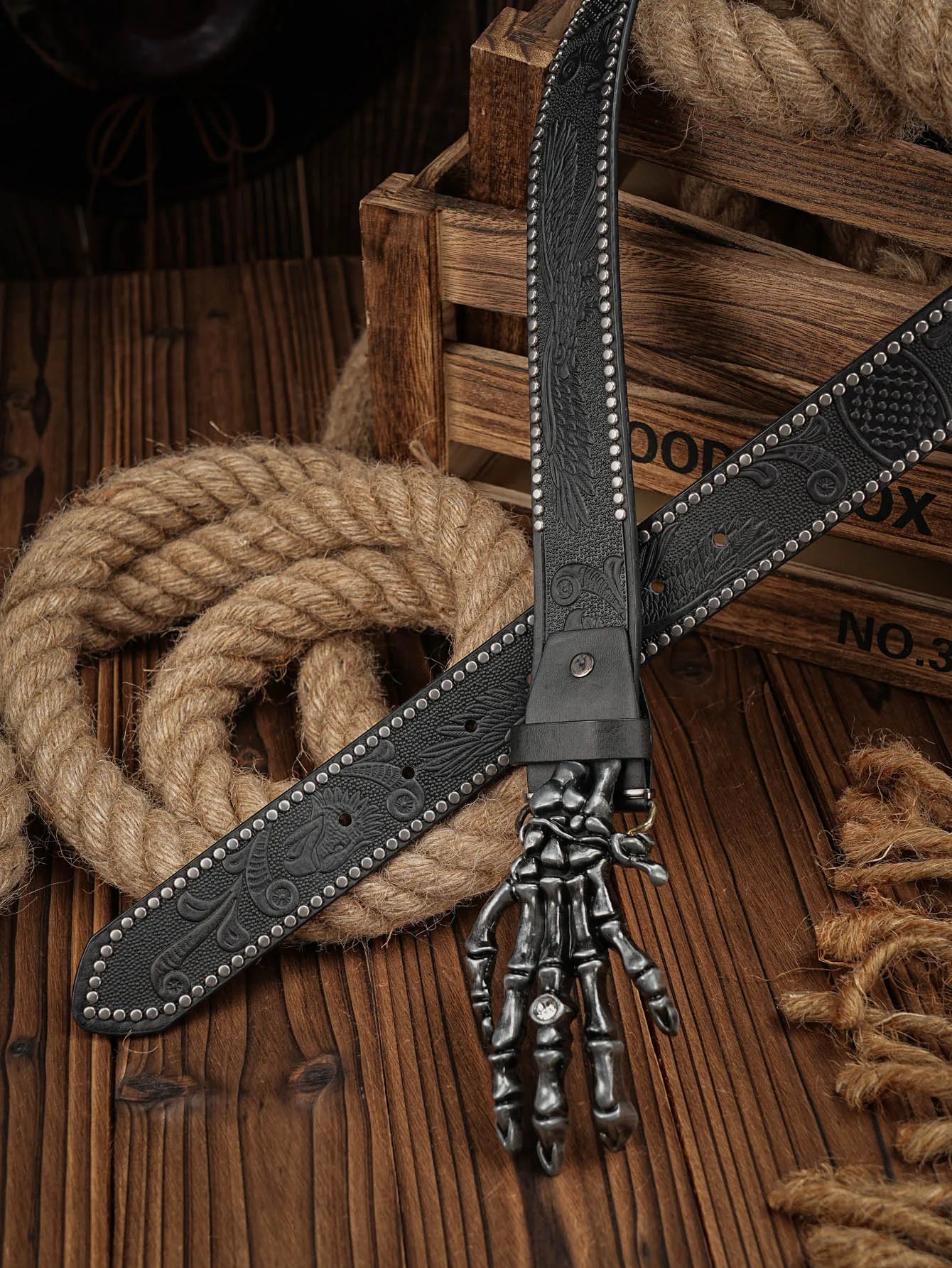 Western Cowboy PU Leather Belt - Men Waist Strap Bull Decoration Floral Engraved for Jeans