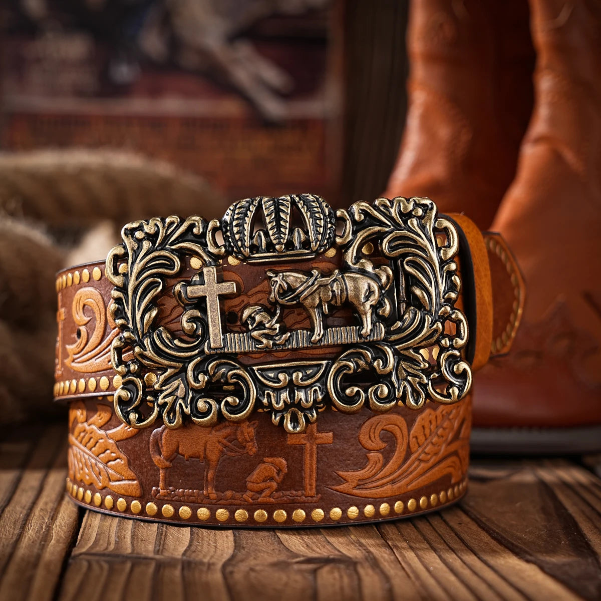 A Western-style PU material belt for both men and women, a casual, retro and classic personalized belt