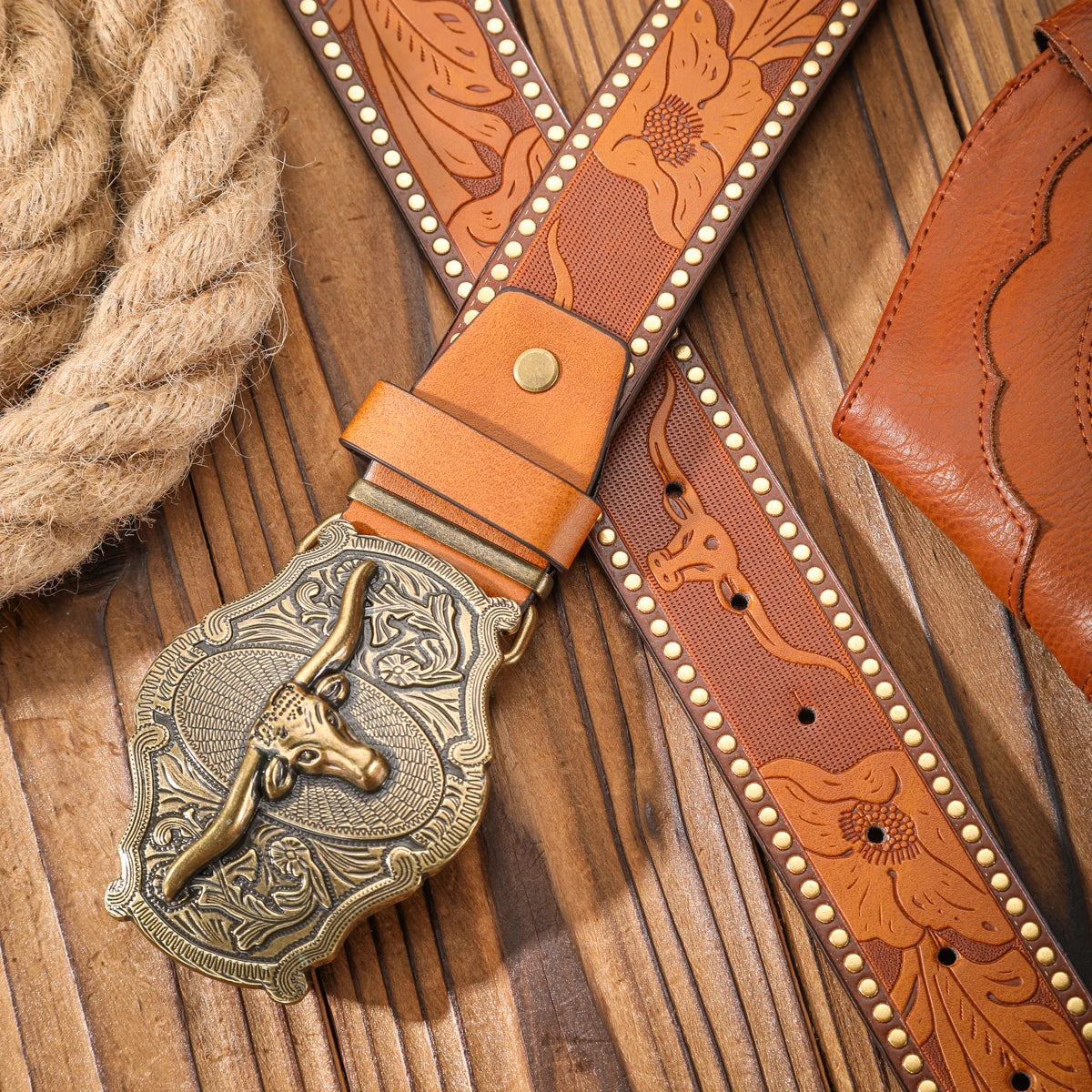 Vintage meets fashion! Alloy buckle PU belt, suitable for both men and women, to create a personalized Western style
