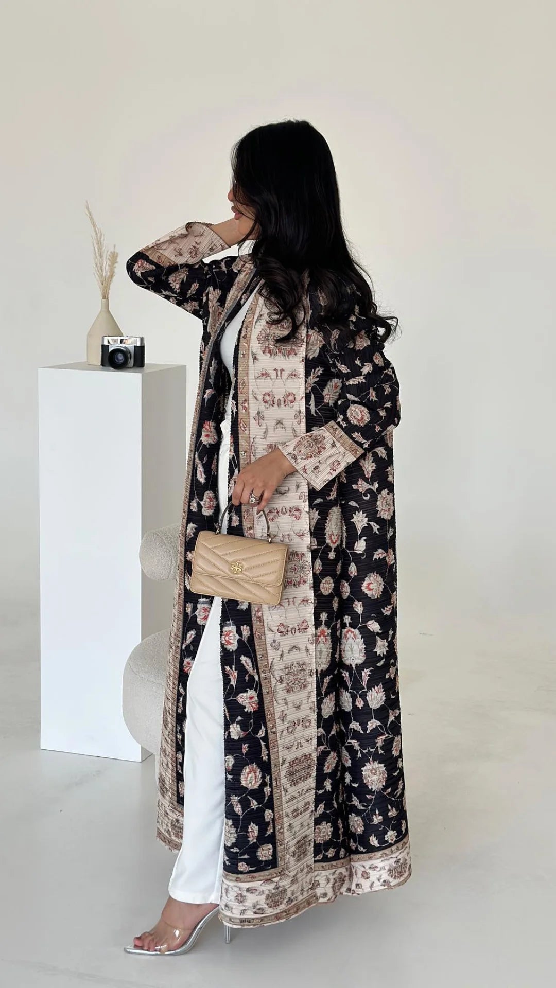 Dubai Abaya Luxury Evening Coat – Pleated Formal Cardigan Robe for Women